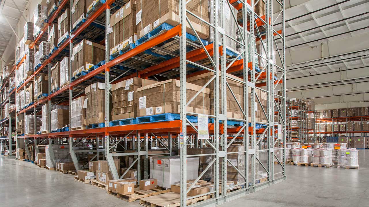 Choosing a reliable pallet supplier – Things a logistics firm take into account