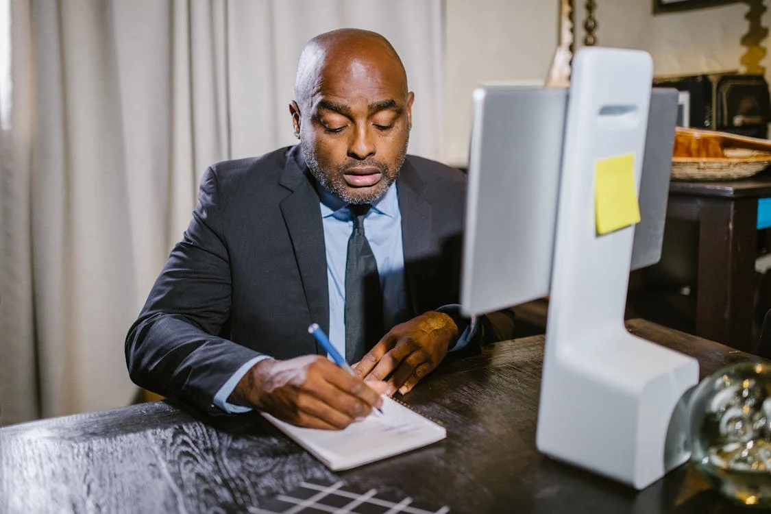 Why Online Certifications Matter in a Competitive Job Market