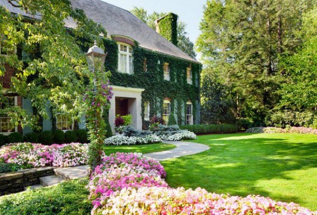 What Features Can Make Your Garden Stand Out?
