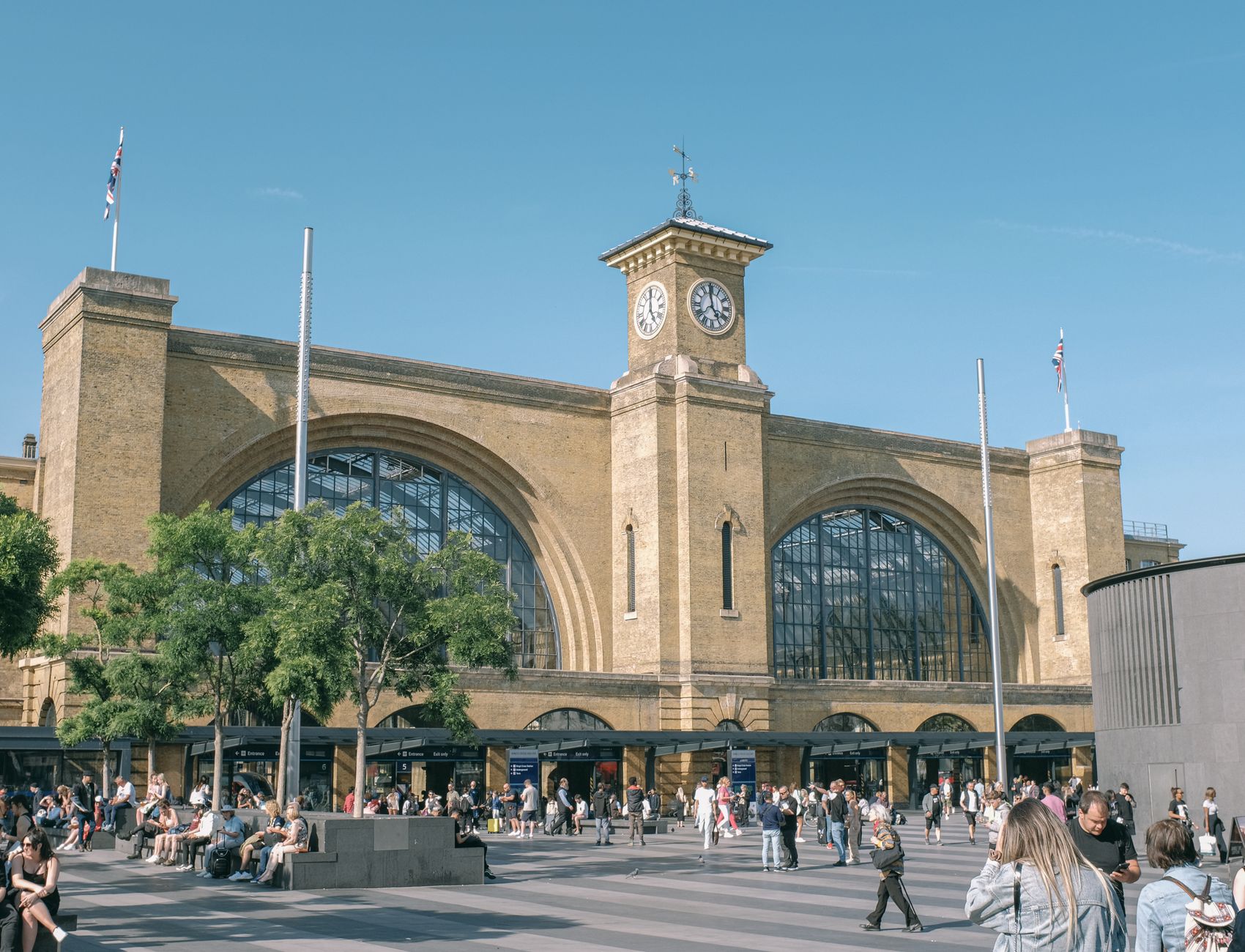 King’s Cross’ Crossroads of Love: Lab Created Rings for Union