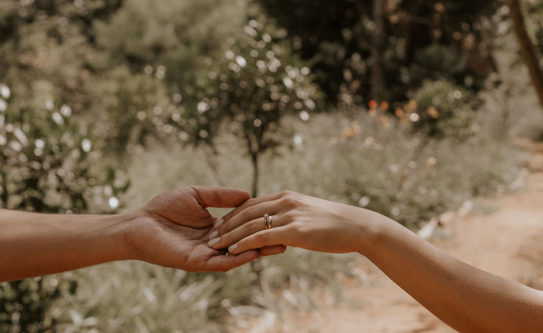 Ethical Engagement Rings: A Legacy of Love and Sustainability