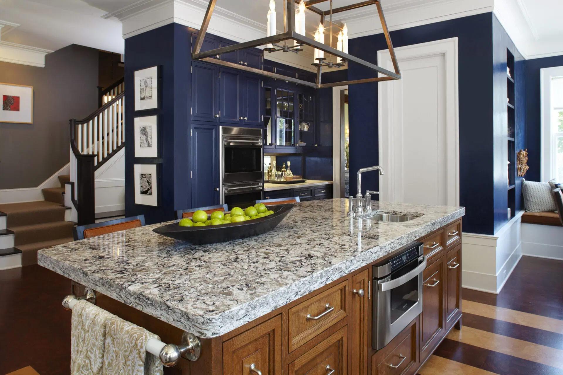 Granite Countertops vs. Quartz: Which Is Better for Philadelphia Kitchens?