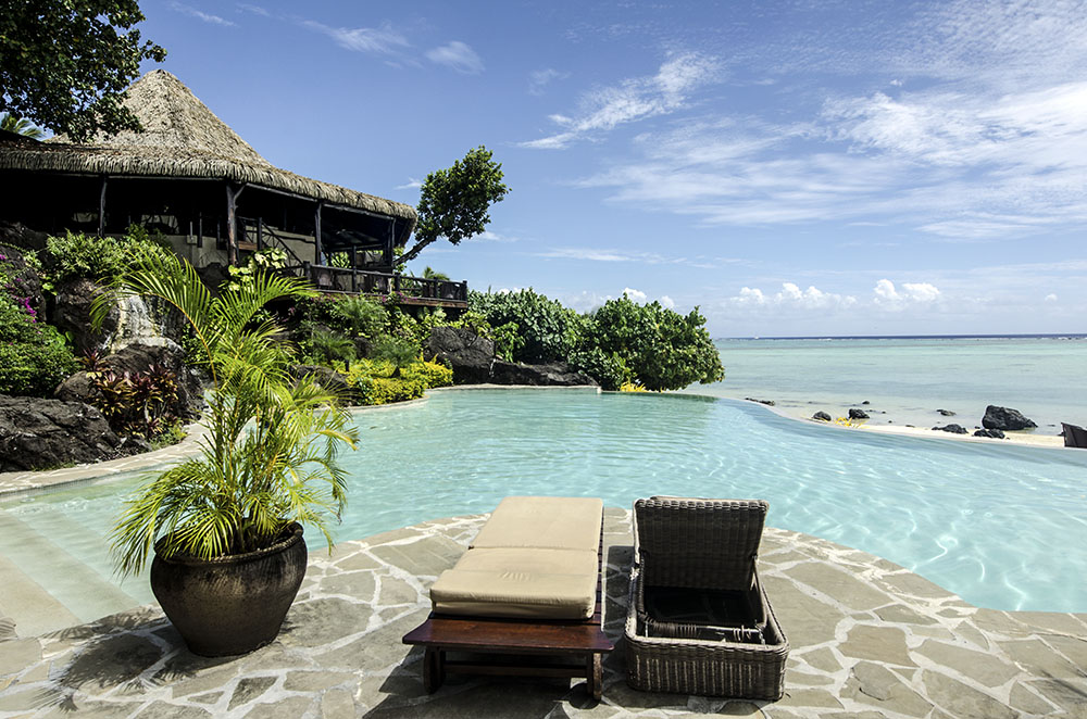 Benefits of Buying a Home with a Pool in Thailand