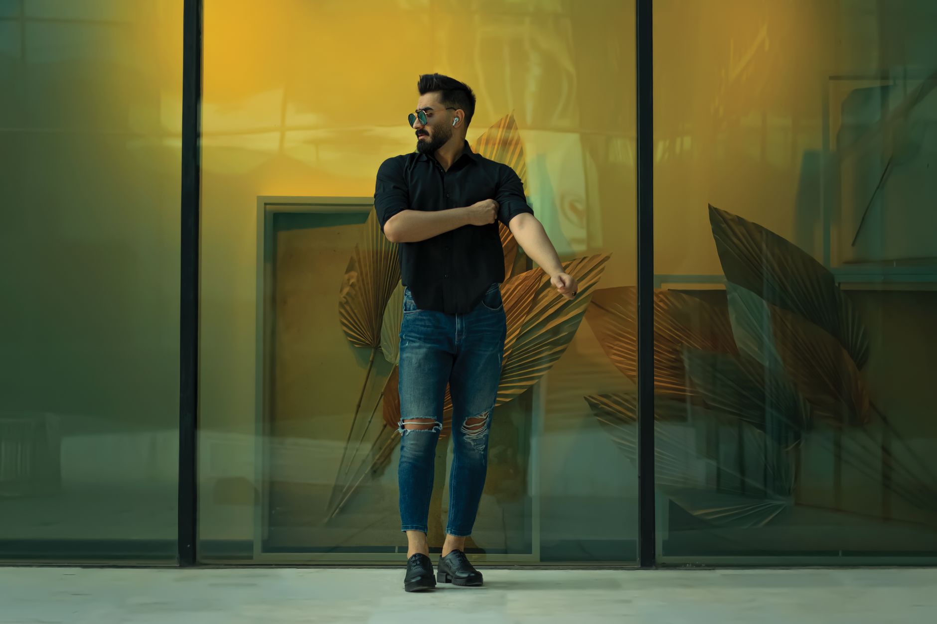 Stylish Ways to Wear the Black T-Shirt