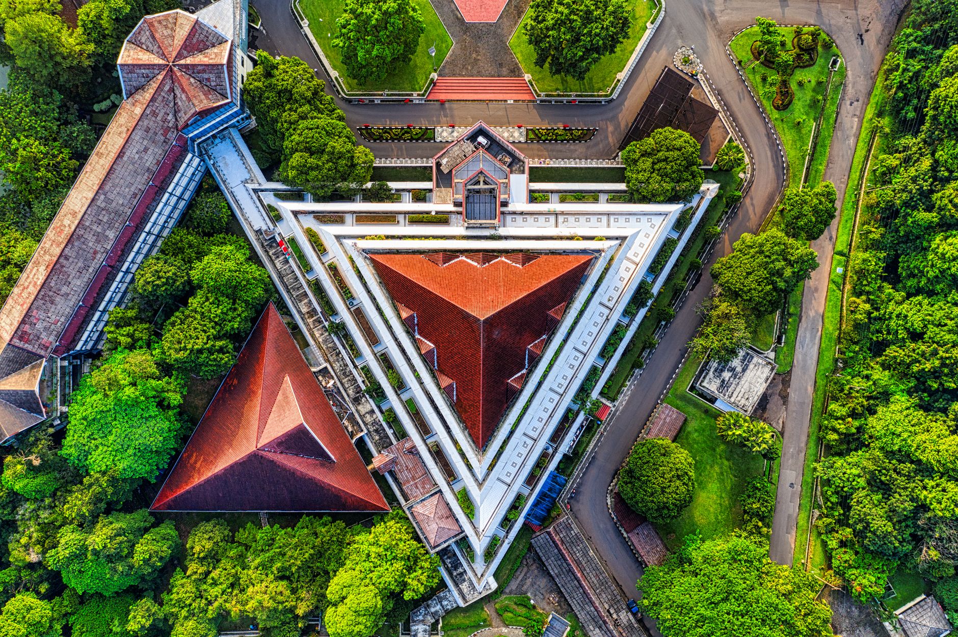 Capturing Unique Perspectives with Aerial Photography: Elevating Your Stock Photos