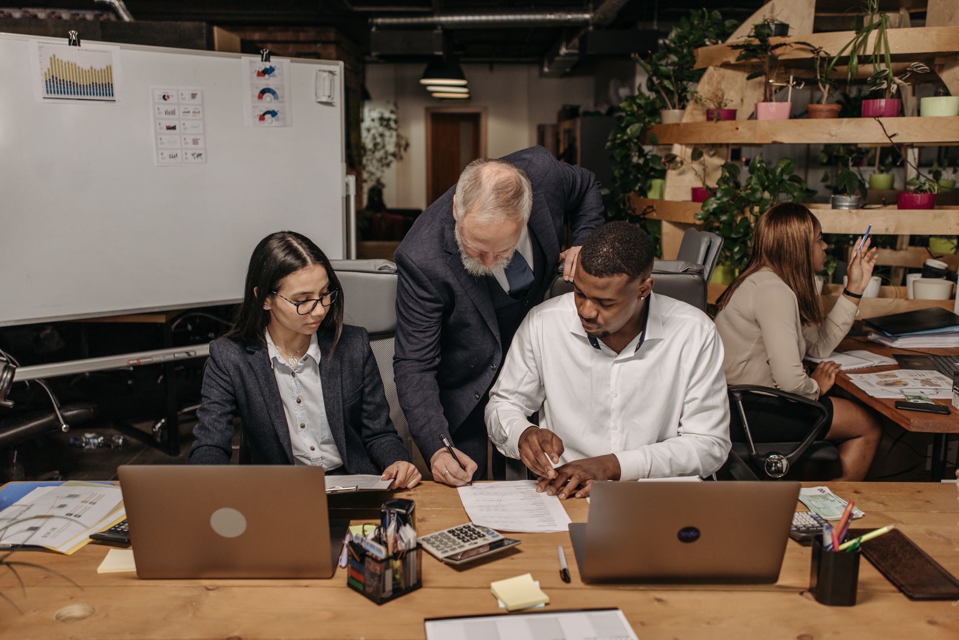 How Office Space Management Can Effectively Assist in Recruiting and Interviewing
