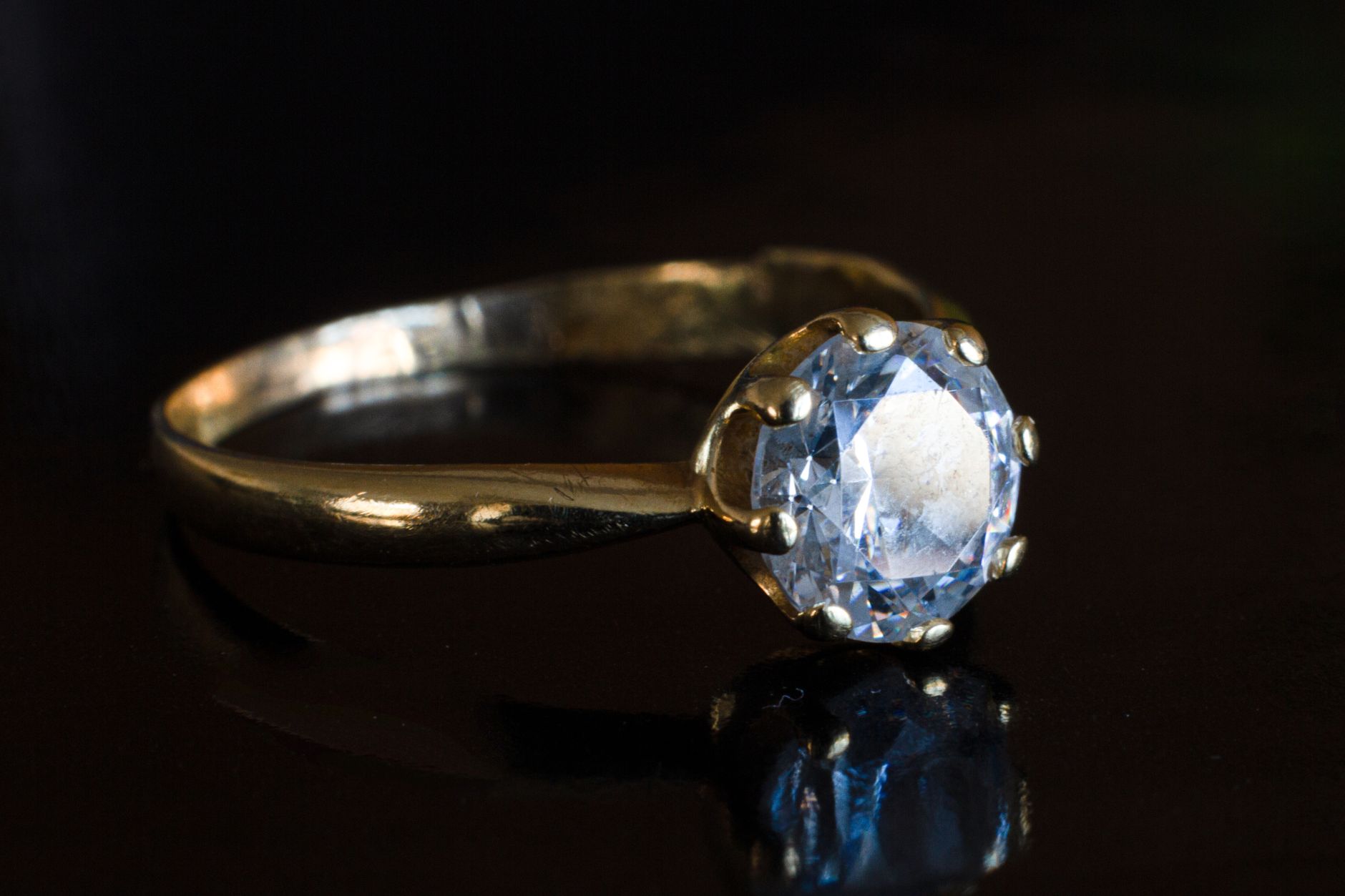 Beyond Diamonds: Unique Gemstones in Russian Royal Engagement Rings