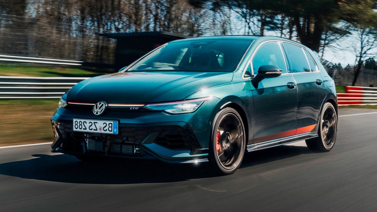 Golf GTI Edition 50 sets Nurburgring record Golf GTI Edition 50 sets Nurburgring record - golf gti record
