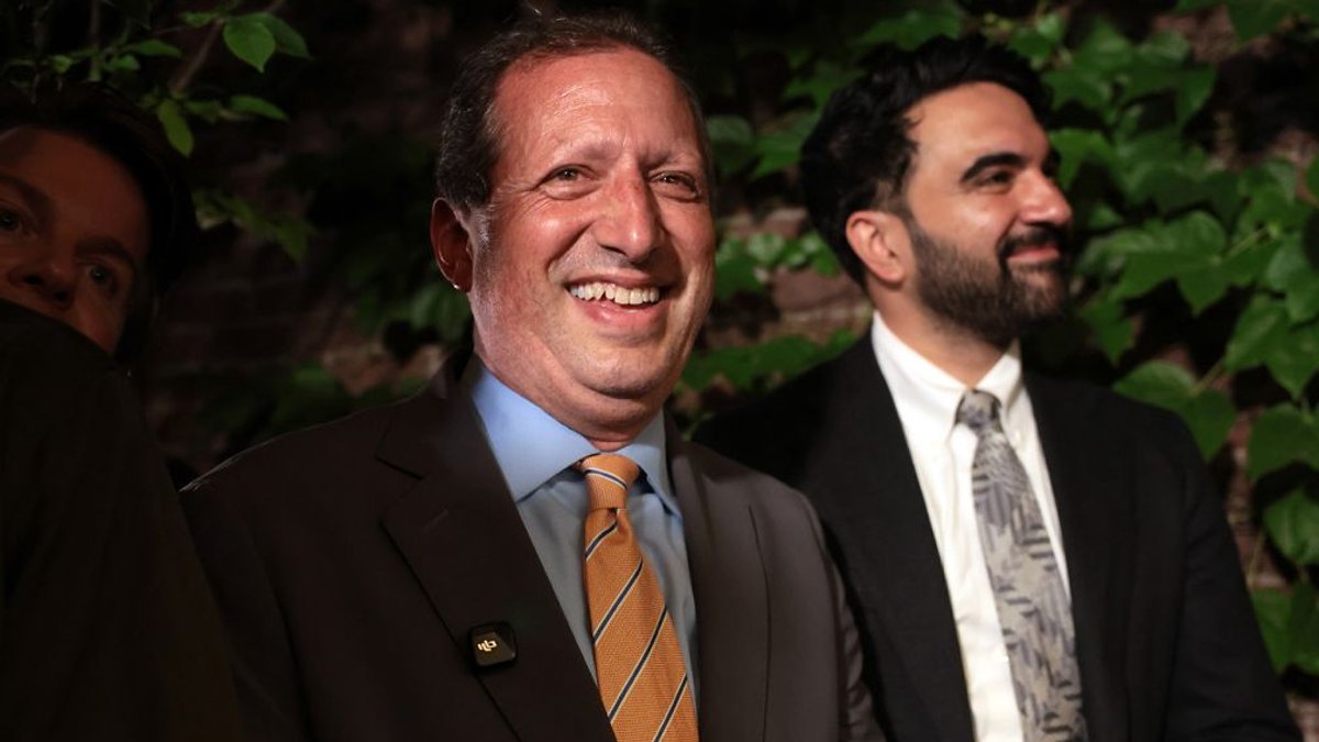 Rezoning Champ Brad Lander Wins NYC Primary Tuesday - brad lander rezoning