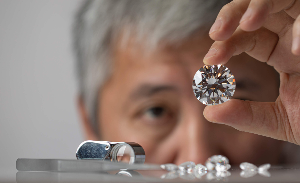 The Diamond Revolution Continues: Lab-Grown Trends Take Over Manchester’s Jewelry Boutiques