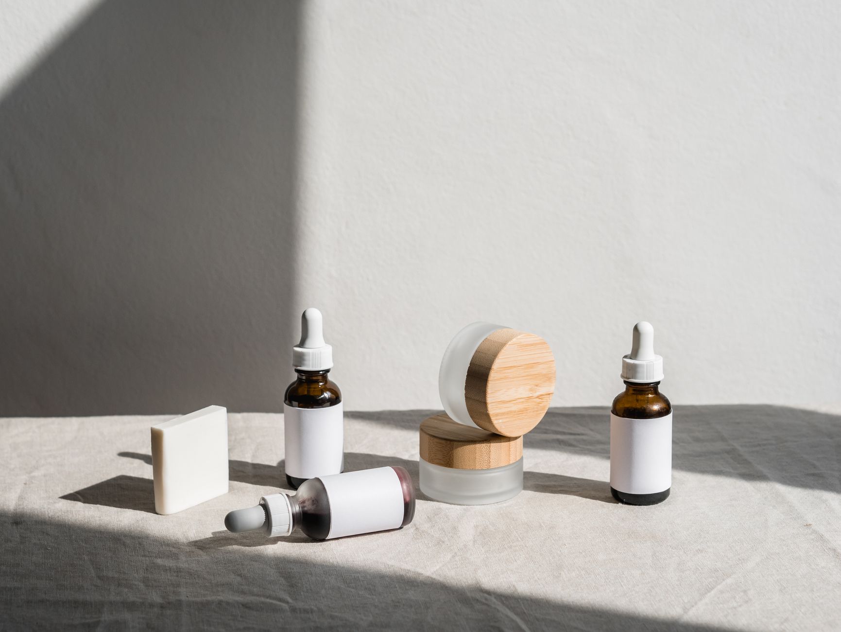 How to choose the right wholesale cosmetic bottles for your products
