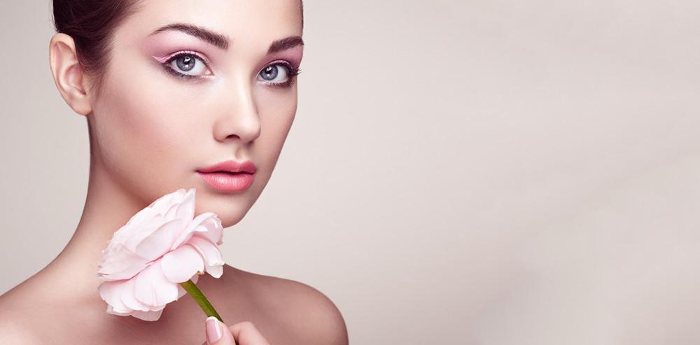 Top 5 Reasons to Consider a Photofacial