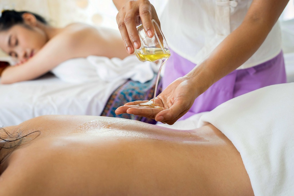 Differences Between a Regular Spa Therapist and a Med Spa Practitioner