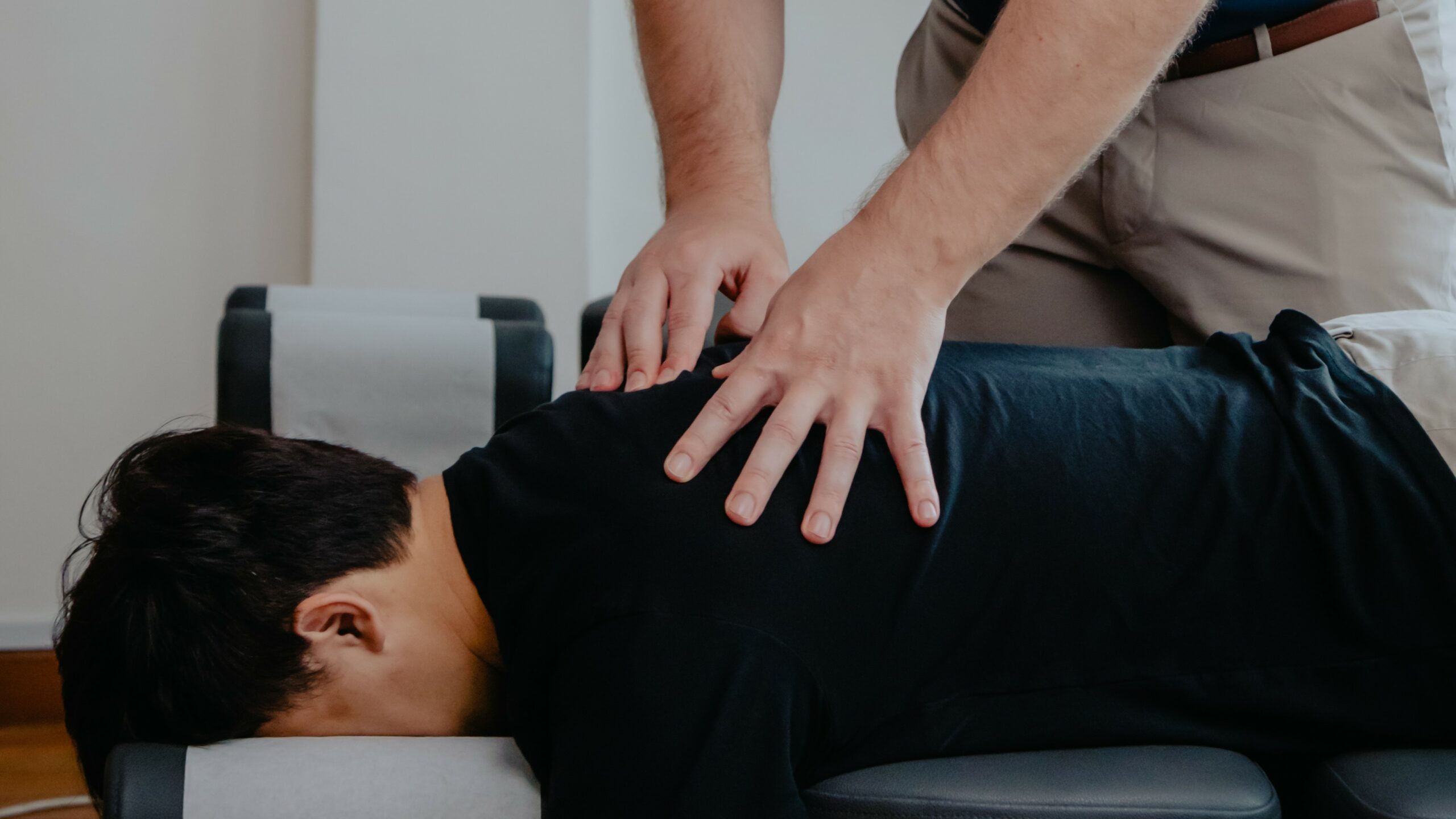 Understanding the Techniques Used in Chiropractic Therapy