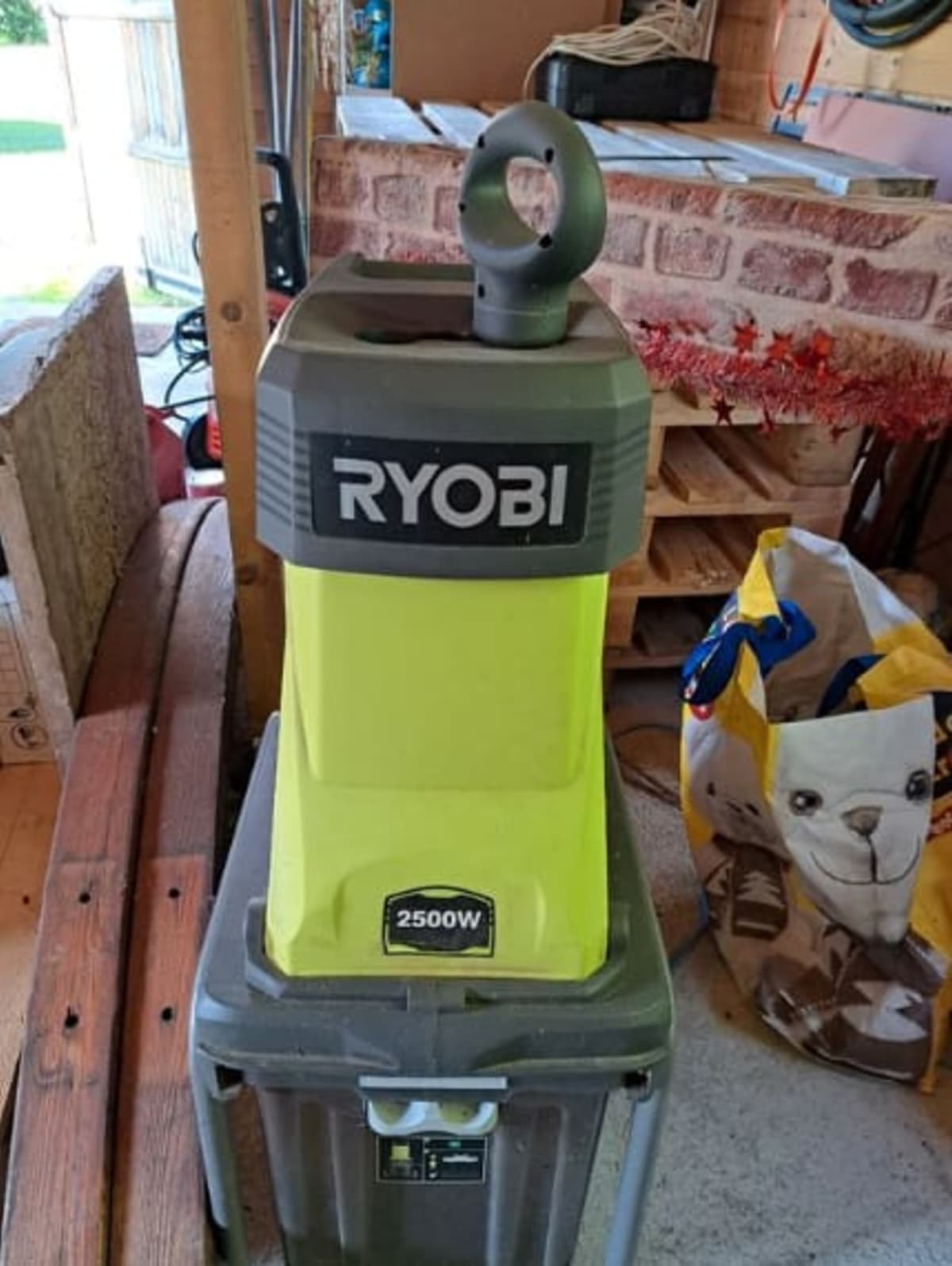 broyeur-vegetaux Ryobi - Broyeur végétaux Ryobi 2019 - Vue 1