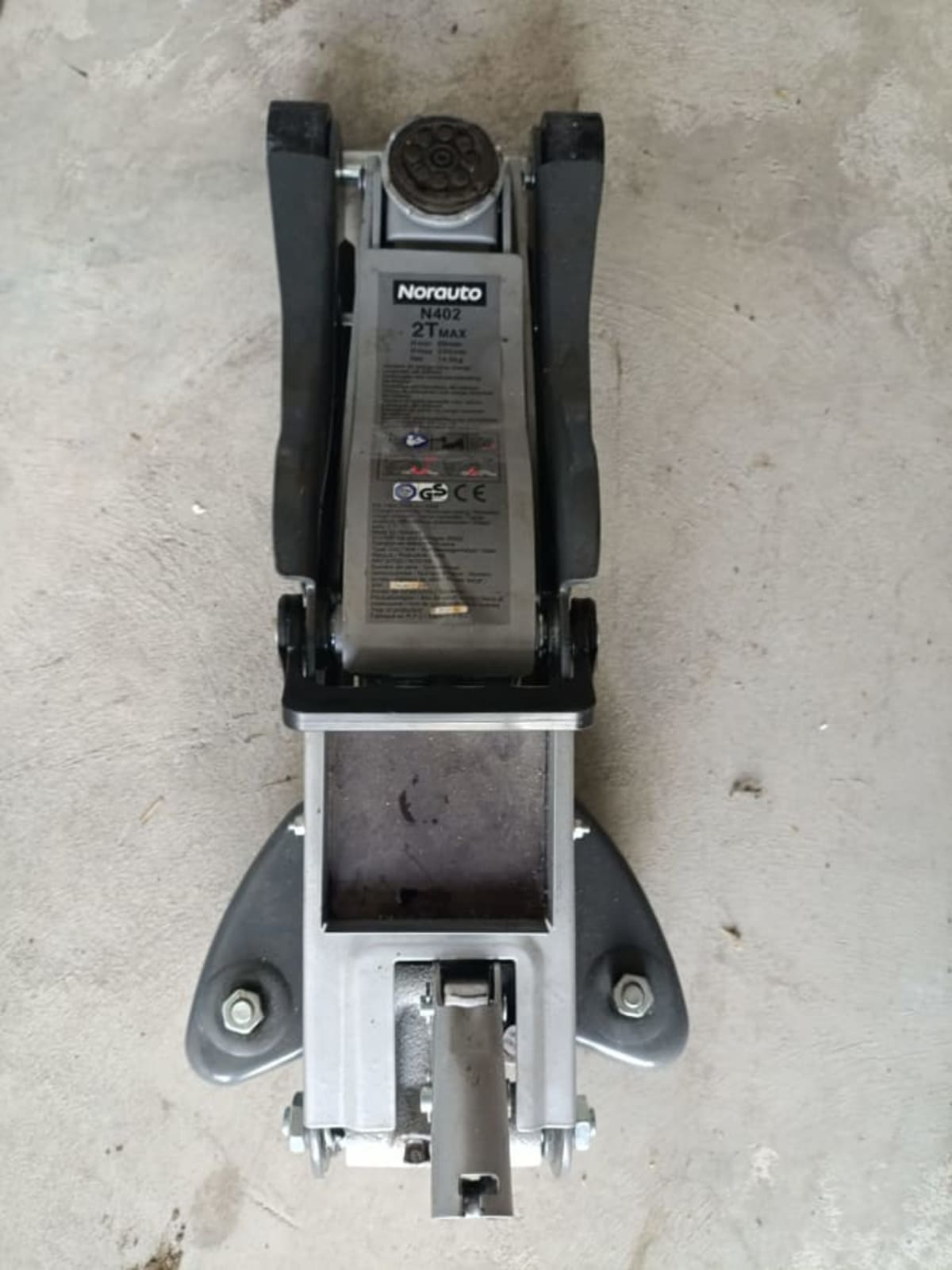 autre NORAUTO N402 - Cric hydraulique rouleur 2t - Vue 1