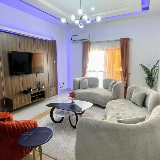 1 BED APARTMENT