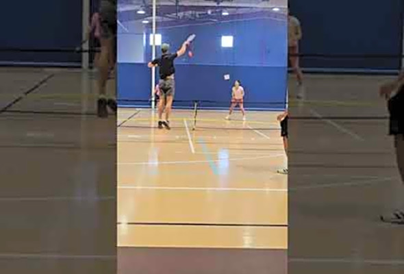 Pickleball boys -v- girls #PickleballFun