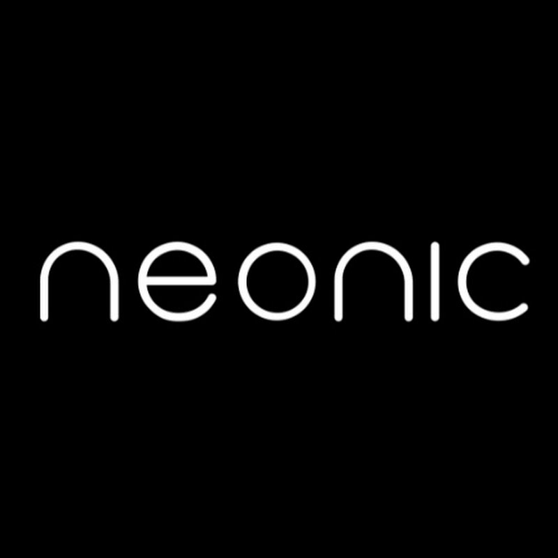 Neonic Pickleball