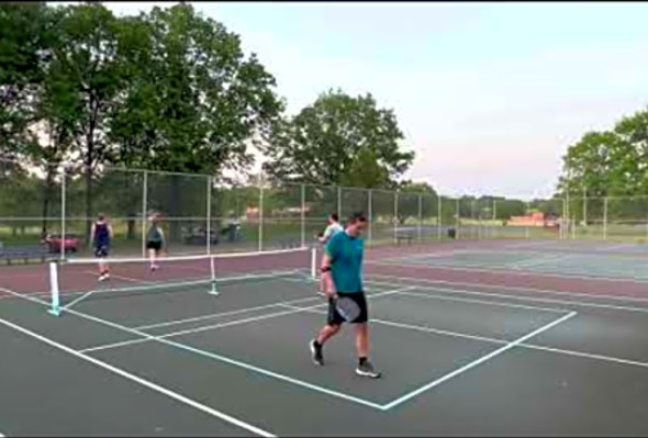 Mixed PickleBall vs Men: Who Will Come Out on Top? #pickleball #fyp