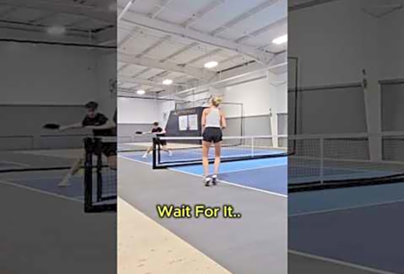 Forehand roll is a must to have in your bag #pickleball #ppa #pickleballhighlights #pickleballpro
