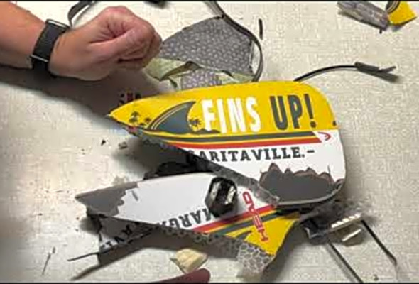 What&#039;s Inside a Pickleball Paddle? HEAD Margaritaville Fins Up Teardown