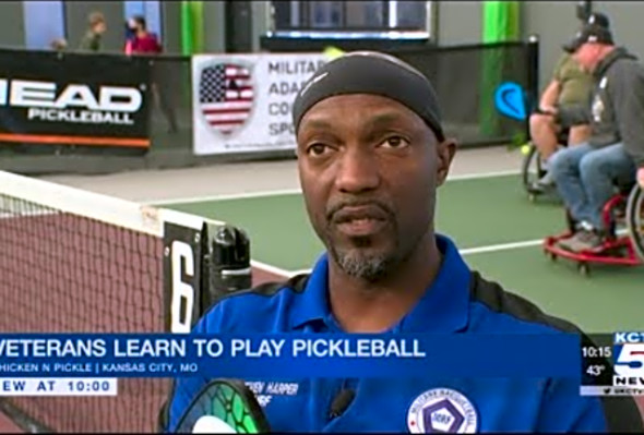 Local veterans learn to play pickleball