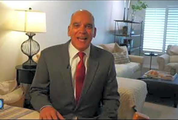 PICKLEBALL ANONYMOUS TV with Miguel Enciso. Man plays pickleball in a #hurricane!