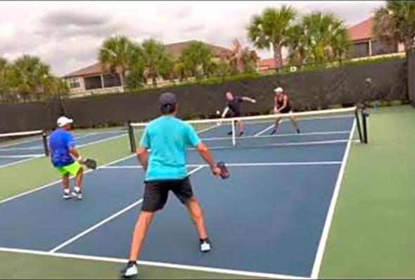 Friday Night Pickleball at Esplanade 6/24/22 (2)