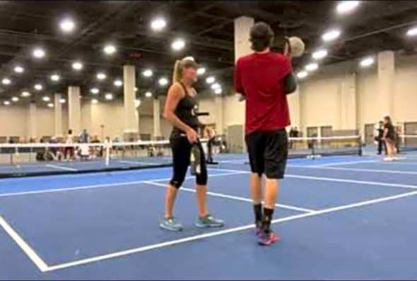 Pickleball PPA Las Vegas mixed 4.5 19 semifinals.