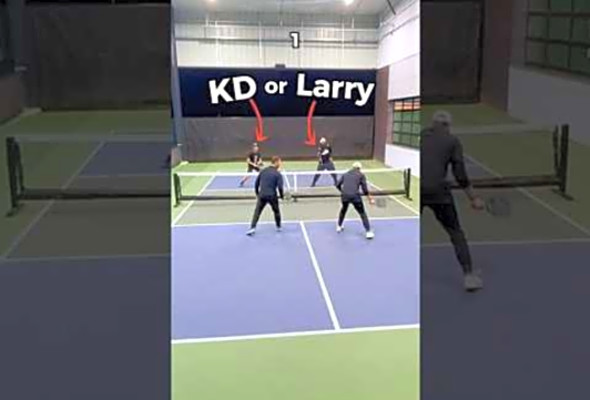 Pickleball Quiz: Who Covers the Middle?