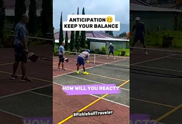 LoL! ANTICIPATE THE COMING BALL, DECISION IN SPLIT SECOND #pickleballlesson