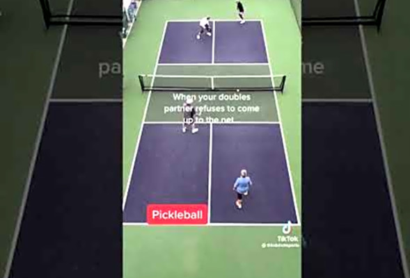 Some habits are hard to let go. #pickleball #pickleballislife #paddlesport
