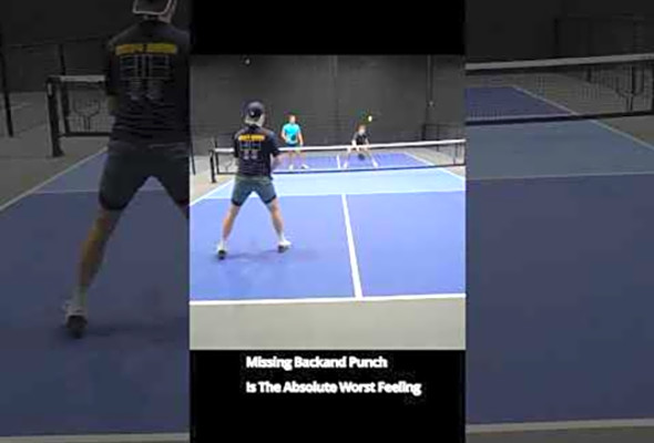 This is like missing a layup in basketball #pickleball #pickleballhighlights #ppa #pickleballpro