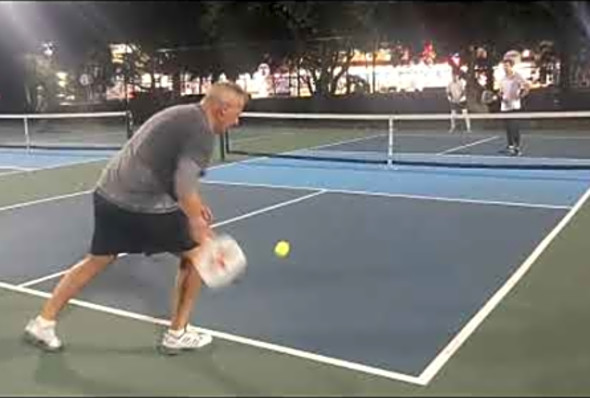 AGGRESSIVE 2.5 BANGERS VS 4.0 MEDALISTS! 4.0 Pickleball Rec Game at Midway Park in Myrtle Beach, SC