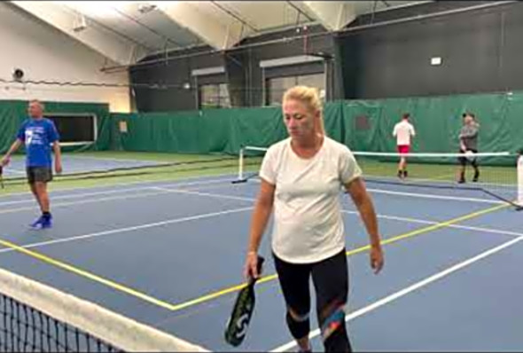 Pickleball Round Robin 12/26/20 - Lou &amp; Prentice vs Joe &amp; Ian