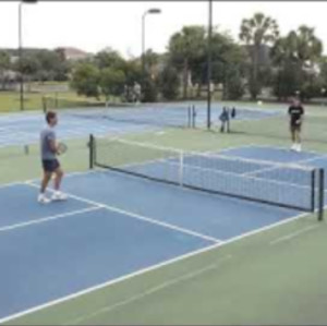 WHOAH! 5.0 PLAYER vs 4.0 PLAYERS! 4.0 Pickleball Rec Game at CWP in Myrt...