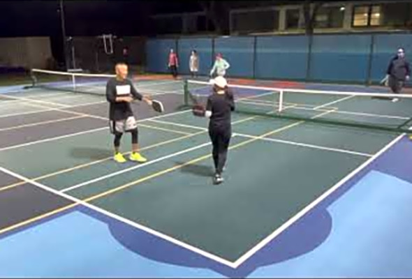 Ashley-Bryan (RoadRunners) vs Addison-Stephanie (Kitchen Dink) G6MLP 1/26/22 Minor League Pickleball