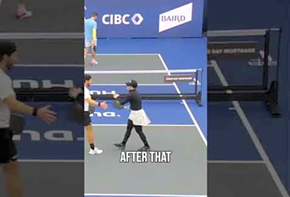 Call a Doctor, lol! Vivienne David Does Incredible Split while going for a Ball. #pickleball #ppa