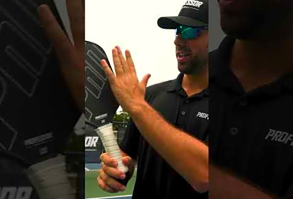 Best Way To Clean Your Carbon Fiber Pickleball Paddle!