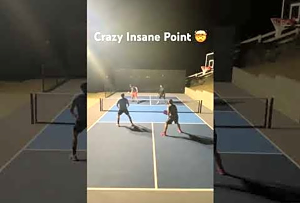 CRAZY INSANE POINT #pickleball #tennis #pickleballhighlights #ppa #mlp #sportshighlights