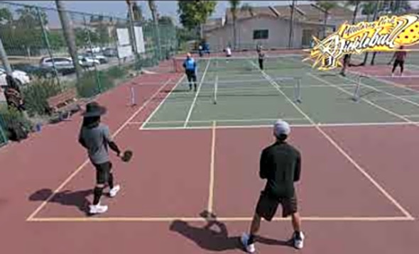 Pickleball Chumps DaveP/Michelle vs Gary/Ethan 06102022