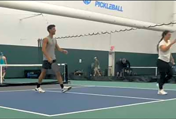 5.0 mixed Pickleball games with Sabrina, Jon and Julieta pArt 1