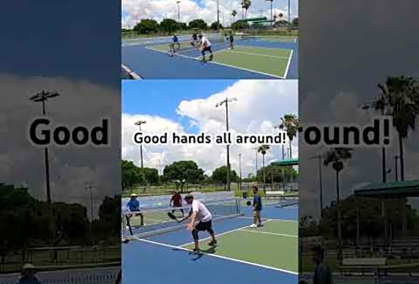 Dinking, speed-ups, and a lob! #pickleball #sports #highlights