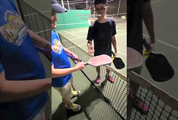 Unbelievable Spin with This Unique Pickleball Paddle