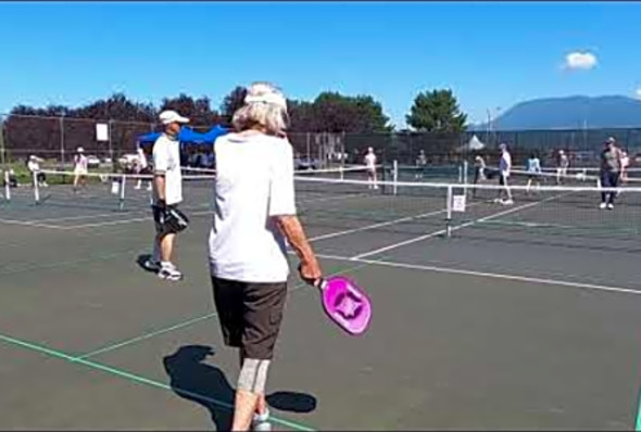 GH030133 Aki n James pickleball play at Jericho beach park