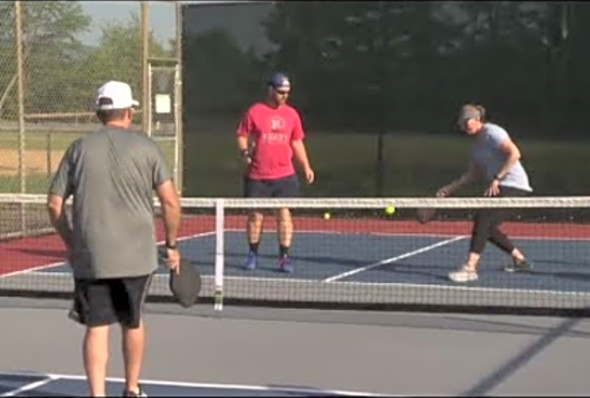 Garfield Park breaks out new Pickleball courts
