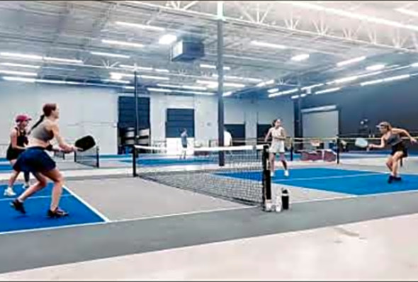 Sara Burr Stops tunes up for her APP Tour matches at Pala Pickleball in Houston, Texas. Oct, 17, 2022
