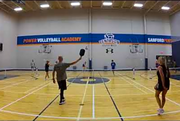 RR4 Cindy &amp; Craig vs Mandi &amp; Chris - Mixed 4.5 Pentagon Pickleball Tournament 2020