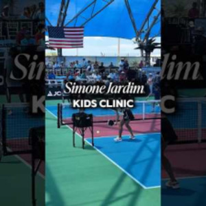 Future champions in the making! Simone Jardim sharing the love for the g...